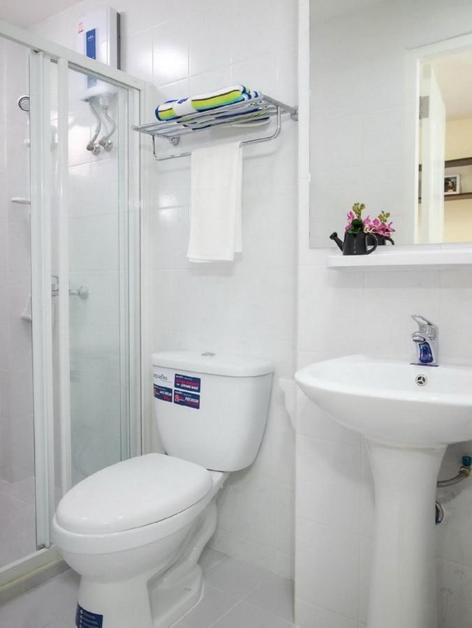 בנגקוק Charming Resident At Ekkamai From Studio Unit Up To 2 Bedroom Apartment מראה חיצוני תמונה
