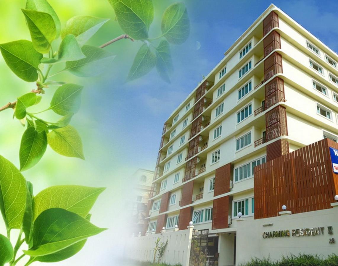 בנגקוק Charming Resident At Ekkamai From Studio Unit Up To 2 Bedroom Apartment מראה חיצוני תמונה